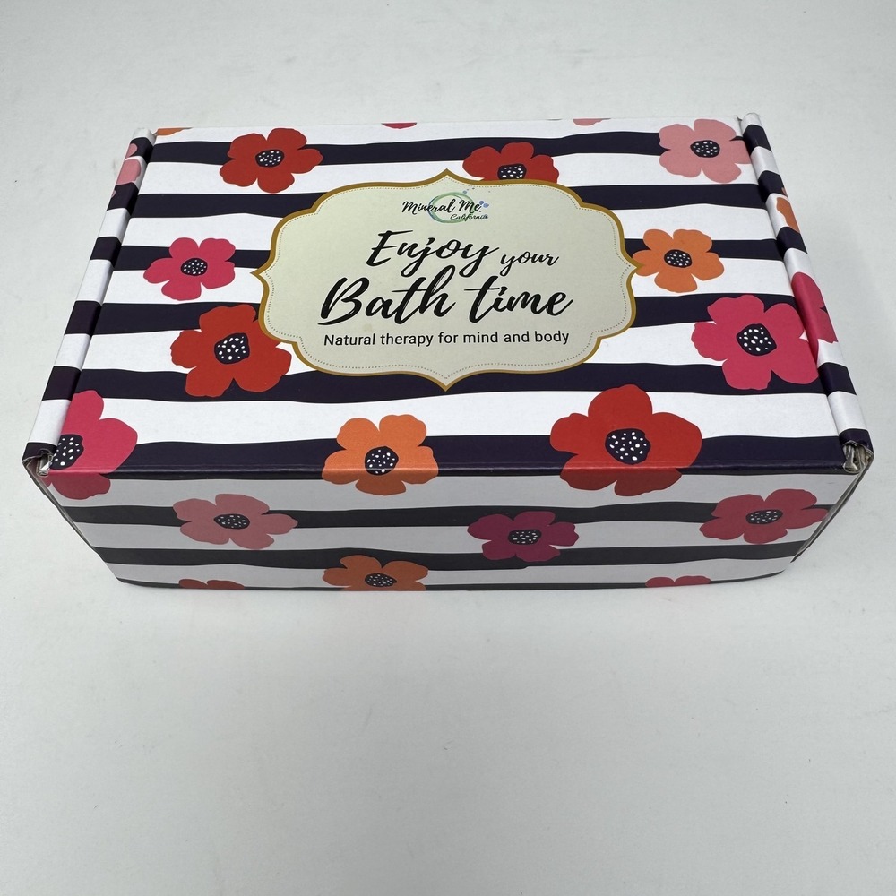 Mineral Me California 6pc Bath Bomb Set Sandalwood Aromatherapy Multicolor‎